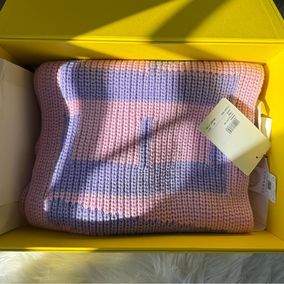 NWT Versace Intarsia Chunky Pink Light Purple Knit Wool Fringe Scarf MyTheresa - Picture 6 of 17